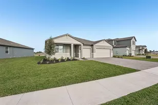 10534 Abundance Grv Wy, Parrish, FL 34219 - Photo 4