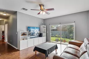 303 Clydesdale Cir, Sanford, FL 32773 - Photo 12