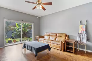 303 Clydesdale Cir, Sanford, FL 32773 - Photo 10