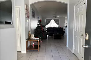 924 Emerald Green Ct, Kissimmee, FL 34746 - Photo 4