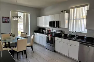 924 Emerald Green Ct, Kissimmee, FL 34746 - Photo 12