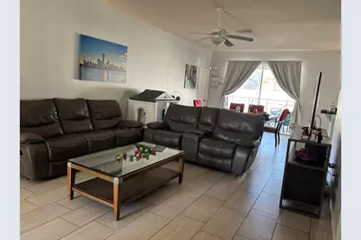 924 Emerald Green Court, Kissimmee, FL 34746 - Photo 6