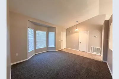 3674 Queens Cove Boulevard, Winter Haven, FL 33880 - Photo 4