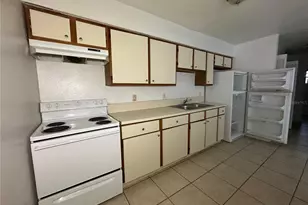 912 Pine Ave, Sanford, FL 32771 - Photo 2