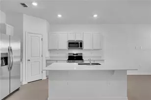 2705 Bevel Ln, Davenport, FL 33837 - Photo 10