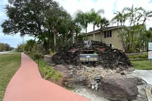 1999 Summer Club Dr, Oviedo, FL 32765 - Photo 4