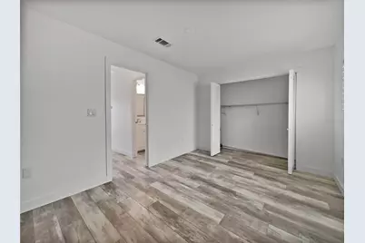 525 Manatee Court #14, Venice, FL 34285 - Photo 10