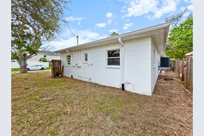 4701 Chancellor Street NE, Saint Petersburg, FL 33703 - Photo 14