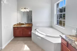 2046 Heartland Cir, Valrico, FL 33594 - Photo 30