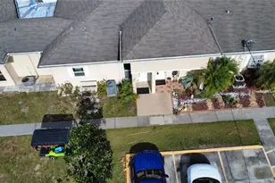 1519 Club Cir, Lakeshore, FL 33854 - Photo 2