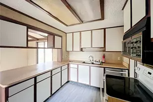 32200 Avington Rd, Sorrento, FL 32776 - Photo 16