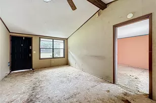 32200 Avington Rd, Sorrento, FL 32776 - Photo 10