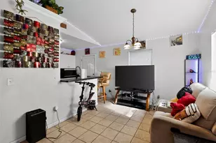 1332 7th Ct, Lakeland, FL 33805 - Photo 8