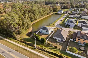 8264 Settlers Creek Loop, Lakeland, FL 33810 - Photo 18