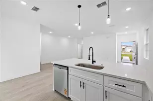 359 Camellia Ct, Poinciana, FL 34759 - Photo 14