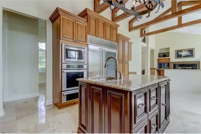 18605 Avenue Monaco, Lutz, FL 33558 - Photo 16