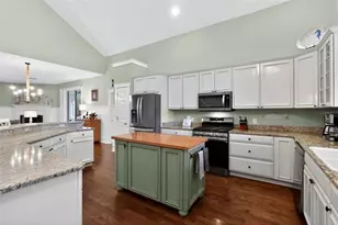 1028 Cottage Dr, The Villages, FL 32162 - Photo 28