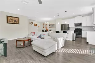 1208 Payne Stewart Dr, Davenport, FL 33896 - Photo 4