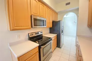 9435 Myrtle Creek Ln, Orlando, FL 32832 - Photo 14