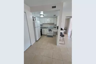 572 Orange Drive #65, Altamonte Springs, FL 32701 - Photo 4