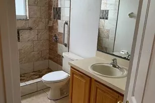 105 Brixham Ct Ct, Kissimmee, FL 34758 - Photo 4