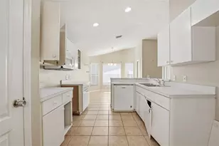 4501 Arizona Sun Ct, Valrico, FL 33594 - Photo 16