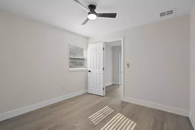 118 Deacon Jones Boulevard, Orlando, FL 32810 - Photo 18