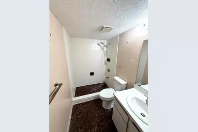 566 Fairways Circle #A, Ocala, FL 34472 - Photo 4