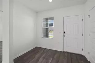 1604 Hummingbird Rd, Winter Haven, FL 33884 - Photo 2