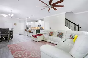 73 Mayo Ct, Oviedo, FL 32765 - Photo 2