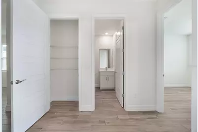 8612 SE Bridgeport Bay Circle, Mount Dora, FL 32757 - Photo 6