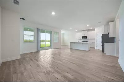 8612 SE Bridgeport Bay Circle, Mount Dora, FL 32757 - Photo 18