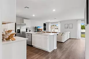 2799 Adeline Ave, Winter Haven, FL 33881 - Photo 4