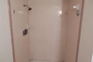 2505 Coral Ave, Kissimmee, FL 34741 - Photo 16