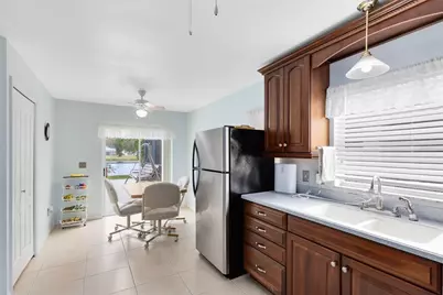 204 Hidden Springs Circle, Kissimmee, FL 34743 - Photo 14