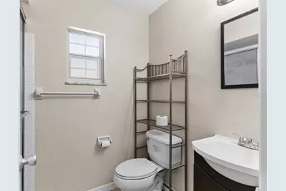 6120 Castlewood Lane, Orlando, FL 32808 - Photo 18