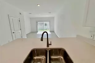 2008 Viewfinder St, Kissimmee, FL 34758 - Photo 6