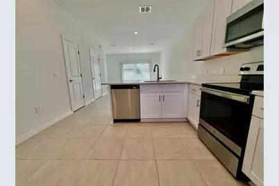 2008 Viewfinder Street, Kissimmee, FL 34758 - Photo 2