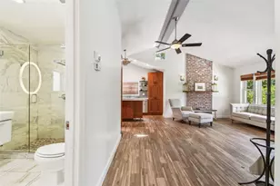 913 Tennessee Ln, Sarasota, FL 34234 - Photo 14