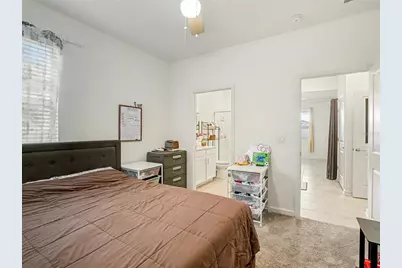 969 Laurel View Way, Groveland, FL 34736 - Photo 18