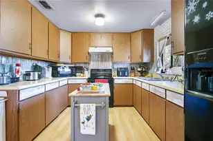 17309 Marsh Rd, Winter Garden, FL 34787 - Photo 10