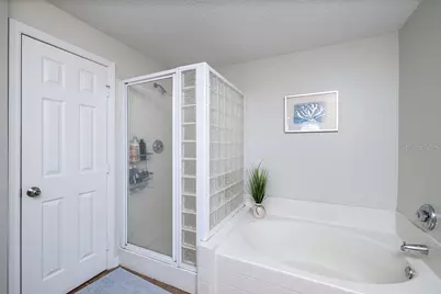 501 Knights Run Avenue #1210, Tampa, FL 33602 - Photo 18