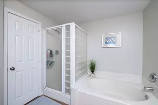 501 Knights Run Ave, Tampa, FL 33602 - Photo 18