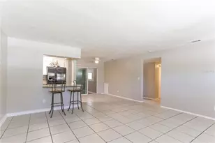 3828 Neptune Dr SE, Saint Petersburg, FL 33705 - Photo 2