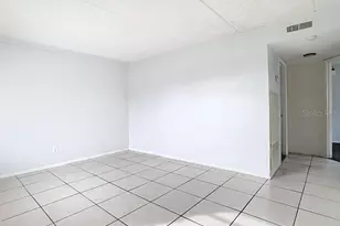 694 Michigan Ct, Saint Cloud, FL 34769 - Photo 6