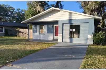285 E Lake Street, Umatilla, FL 32784 - Photo 1