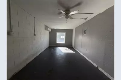 285 E Lake Street, Umatilla, FL 32784 - Photo 22