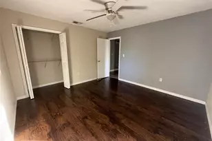 285 E Lake St, Umatilla, FL 32784 - Photo 16