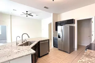 1131 N Hampton Dr, Davenport, FL 33897 - Photo 4