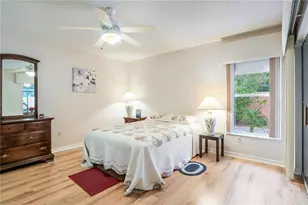 631 Enconto St, Lady Lake, FL 32159 - Photo 16